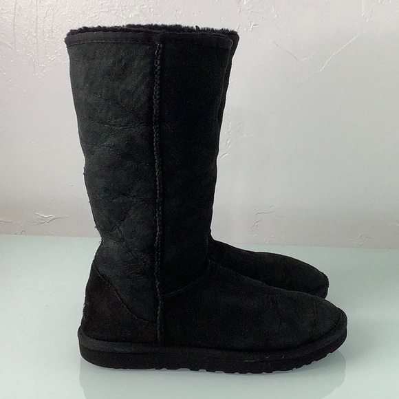 UGG Classic tall black leather boot size 7 EUC - Picture 4 of 15